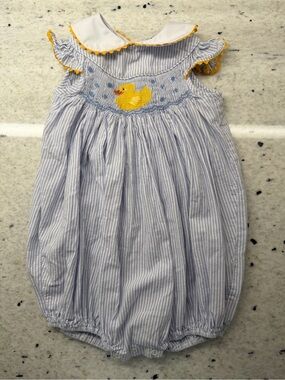 Posh Pickle Girls 2T Blue Seersucker Duck Smocked Bubble Romper